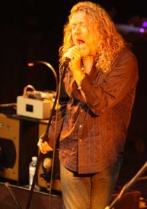 ROBERT PLANT: quien tuvo, retuvo