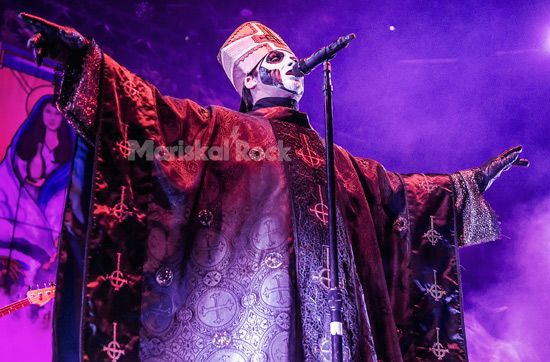 Ghost-Papa-Emeritus-Madrid