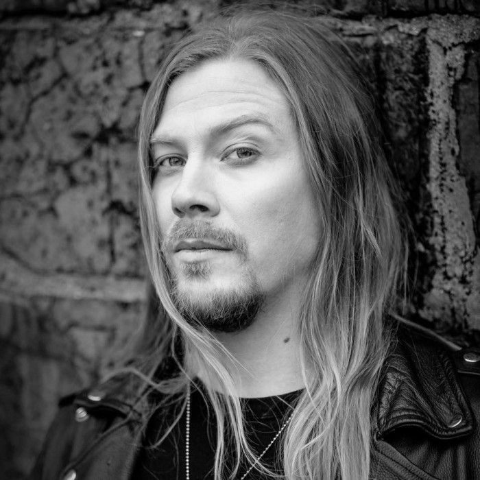 Thobbe Englund (ex-Sabaton) cancela su actuación en el III Hell Rock Fest. ¡Nuevo single!