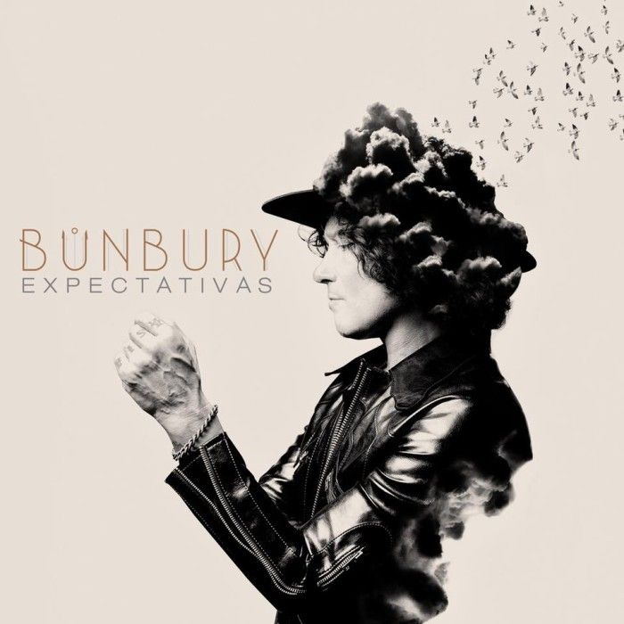 Bunbury inicia gira en México recibiendo Discos de Oro y Platino