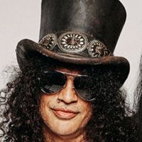 (Guns N' Roses) confiesa que su fue robado: "Puedo verte, pero tú mí no" - MariskalRock.com