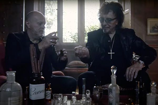 Tony Iommi (Black Sabbath) presenta “Scent of Dark”, su propio perfume -  MariskalRock.com