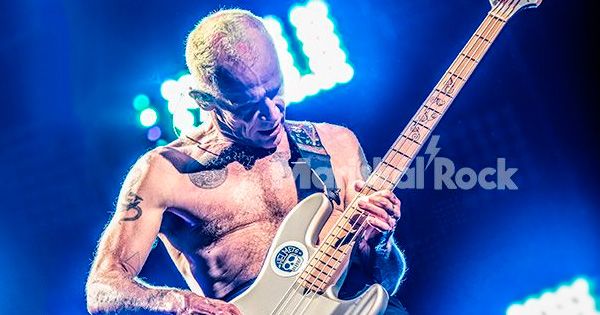 Flea (Red Hot Chili Peppers) señala a su bajista favorito y a “la mejor ...