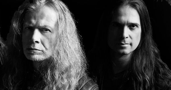 Megadeth: Dave Mustaine solta nota sobre Kiko Loureiro, mas em