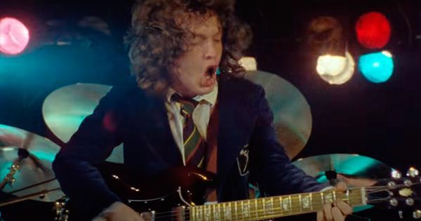 El célebre vídeo de AC/DC que acaba de superar las mil millones de ...