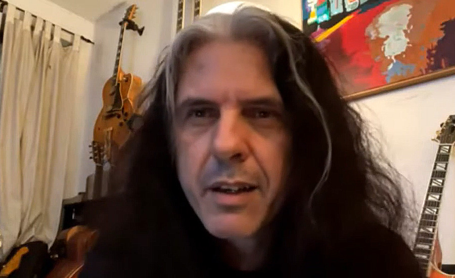 Alex Skolnick (Testament) recuerda la única vez que tuvo la sensación de competir con otra banda de...
