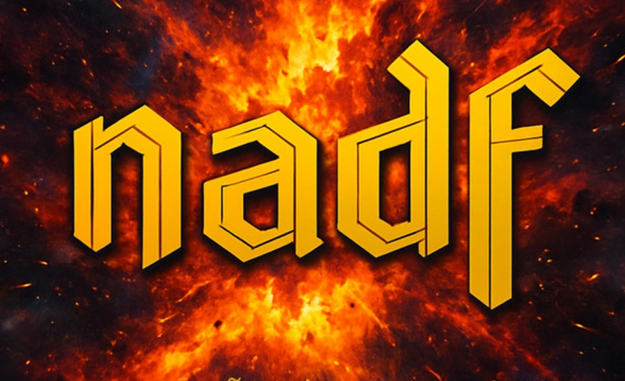 En una escena donde muchas veces se confunde intensidad con ruido, y actitud con pose, lo de NADF entra como una patada en la puerta. Sin aviso. Sin florituras. Sin pedir permiso. ‘Extraña aleación’ no es un debut al uso: es un golpe encima de la mesa. Seis temas, seis zarpazos. Aquí no hay intros 
La entrada Crítica de NADF: Extraña aleación se publicó primero en MariskalRock.com.